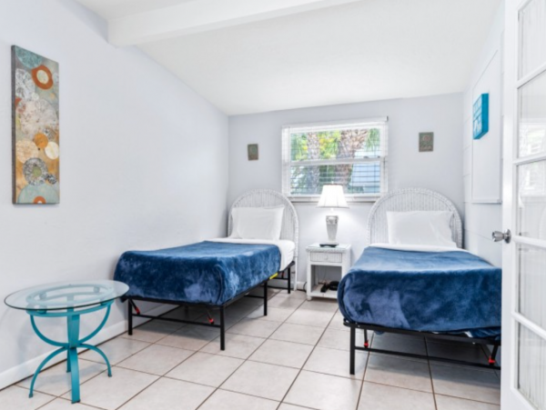 Lovely Three Bedroom Vacation Rental in Siesta Key